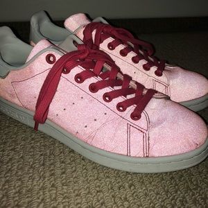 Red 3m Stan smiths women’s size 8